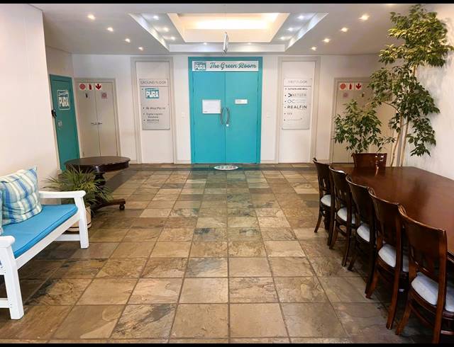 234M² OFFICE TO LET IN WESTLAKE